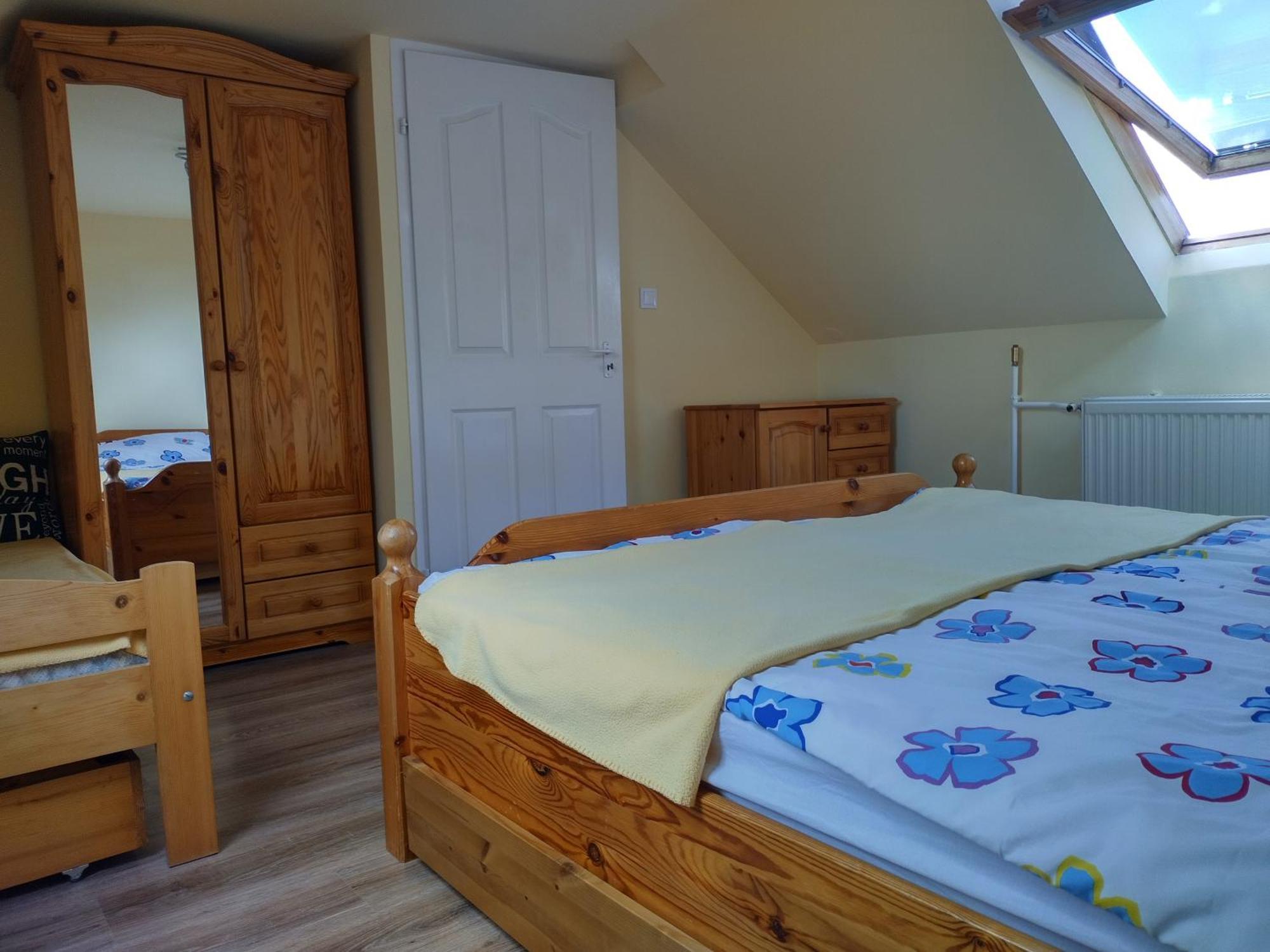 Eva Vendeghaz Villa Tata Buitenkant foto
